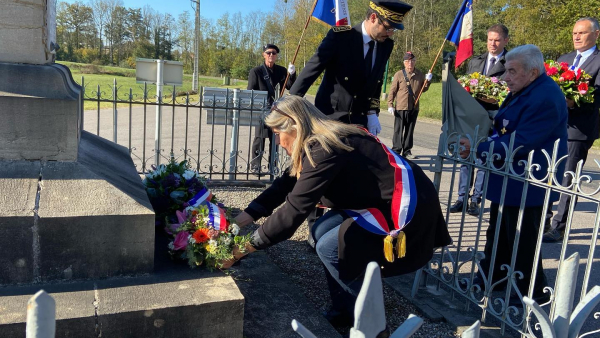 Cérémonie commémorative du crash du bombardier anglais à Montcony