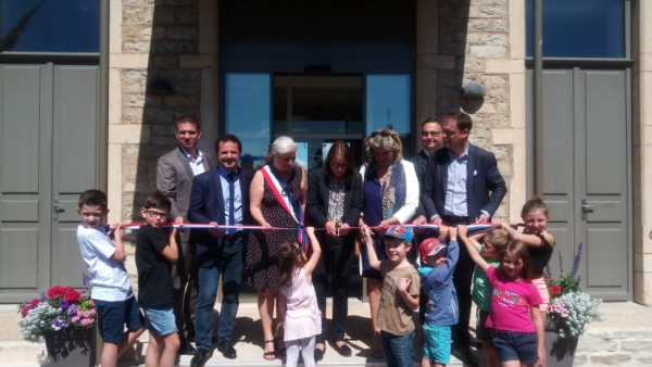 Inauguration de la nouvelle mairie et du groupe scolaire à Montret